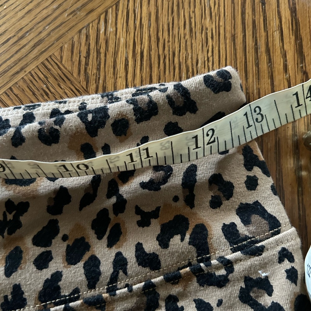 Cheetah Print Leggings - Picture 10 of 15
